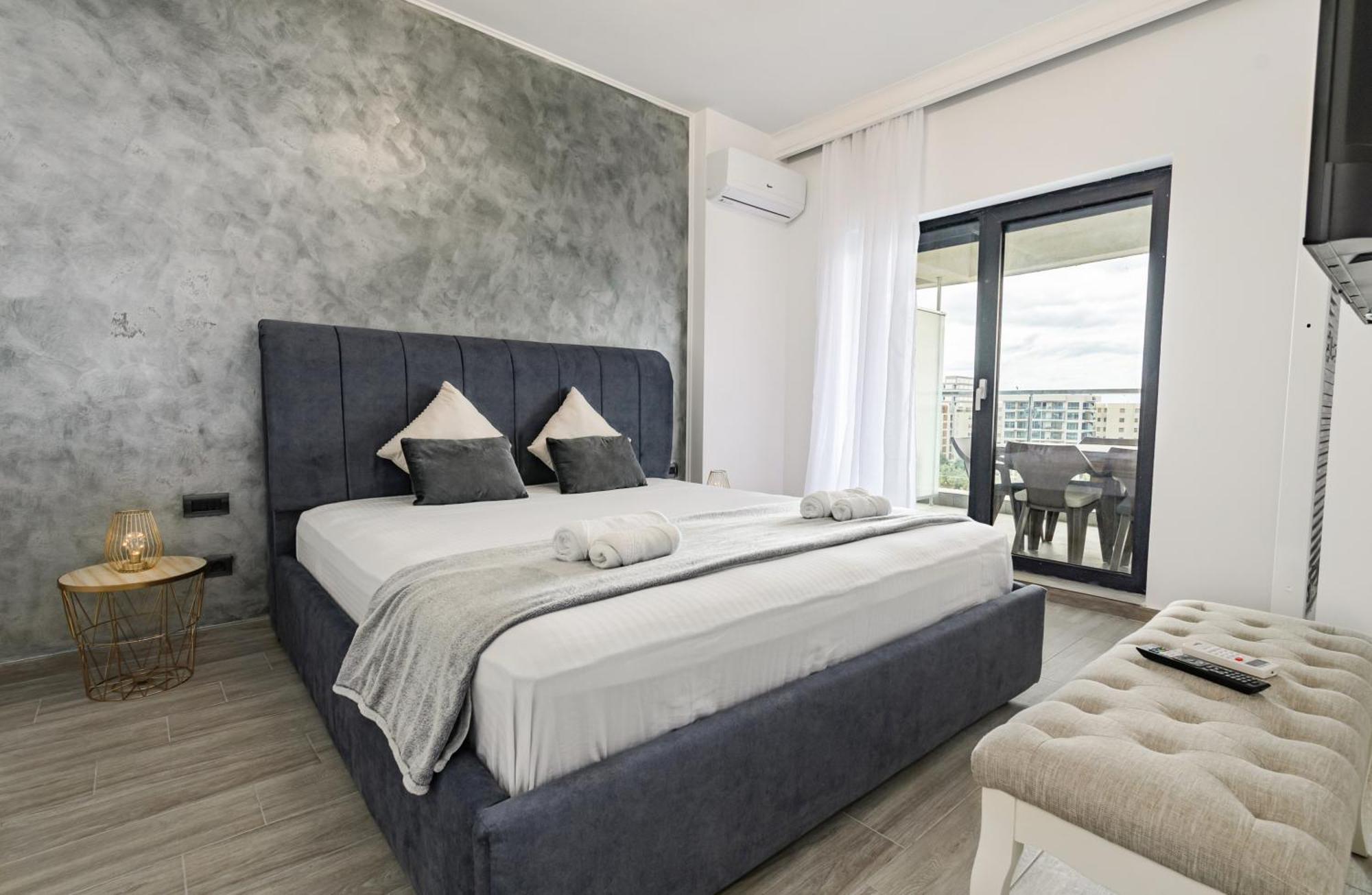 Black Sea Booking - Helsinki Mamaia Extérieur photo
