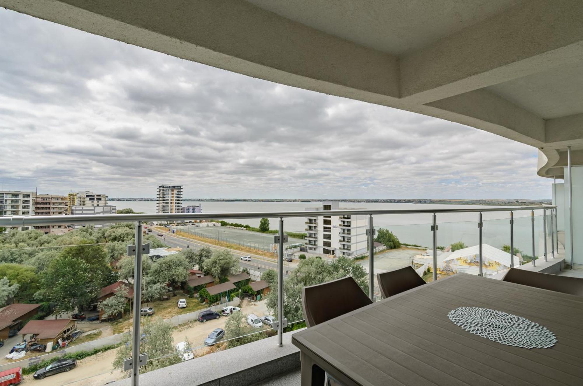 Black Sea Booking - Helsinki Mamaia Extérieur photo