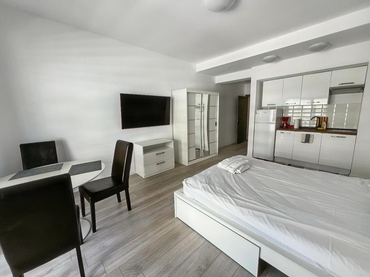 Black Sea Booking - Helsinki Mamaia Extérieur photo